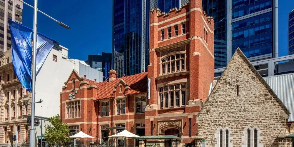 Curtin 137 St Georges Terrace